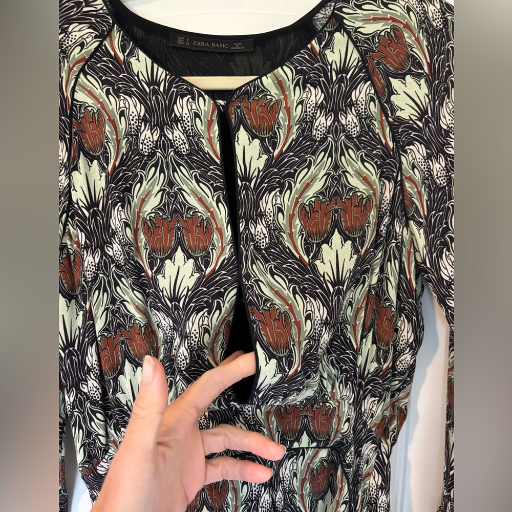 Zara Basic Long Sleeved Floral Patterned Dress Si… - image 6